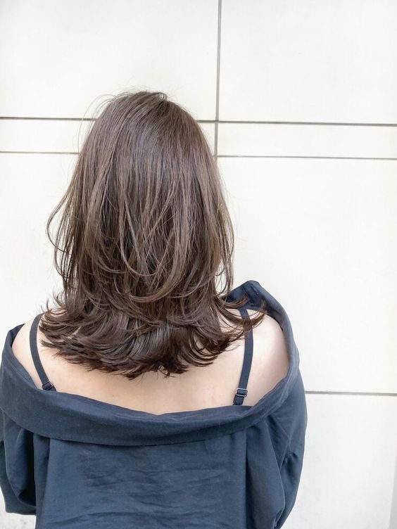 cortes de cabelo medio repicado em camadas12
